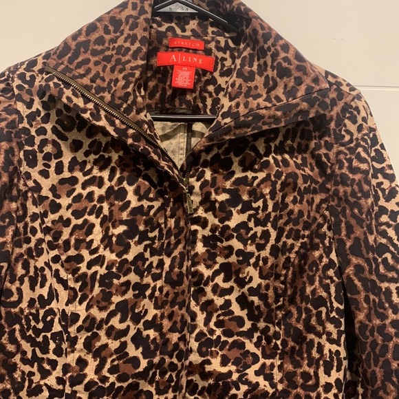 Cheetah jacket - Picture 2 of 5